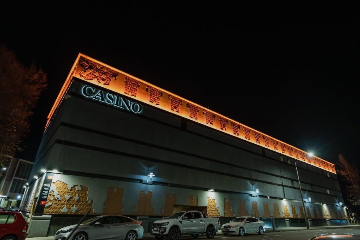 Casino Luxury Suite City Centre - Sleeps 5 Christchurch Zewnętrze zdjęcie